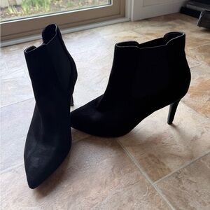 14TH & Union size 8.5 pointed toe faux saude stiletto stretchy panel ankle boots